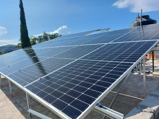UNICVOLT Proveedor de equipos de energía solar. Los Cajetes