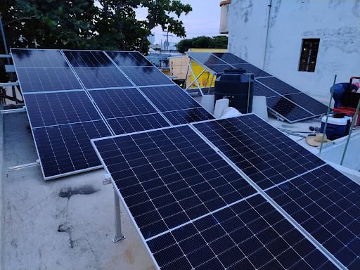 MyA Instalación de Paneles Solares e Instalaciones Eléctricas empresa de energía solar Granjas Veracruz