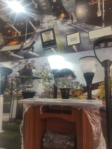 SOLARES LIGHTING Proveedor de equipos electricos San Cristobal